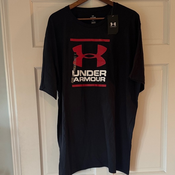 Under Armour Men's Black Tee with Red Logo - Picture 1 of 2